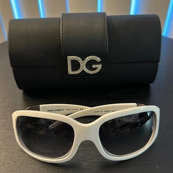NEW! DG Initials White Sunglasses with Gold Trim White Dg Sunglasses for Sale up to 90% Off: Poshmark main image 2